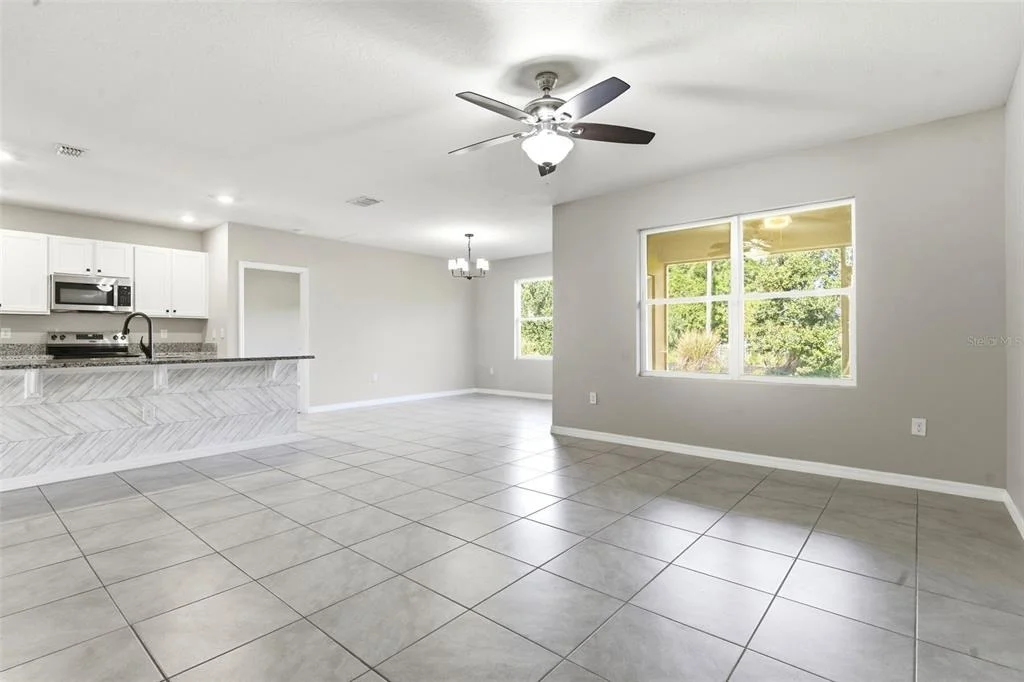 Photo of 895 LAZIO CIRCLE