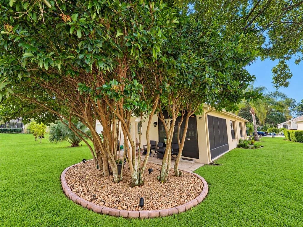 Photo of 11404 DEERCROFT COURT