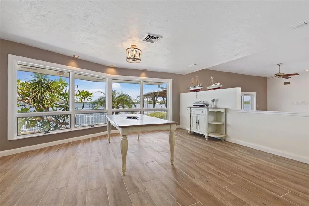 Photo of 290 BAYSIDE DRIVE