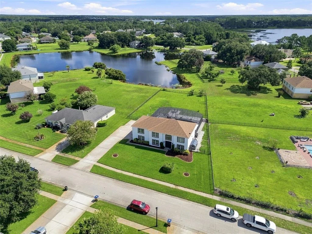 Photo of 6113 WATERFIELD WAY