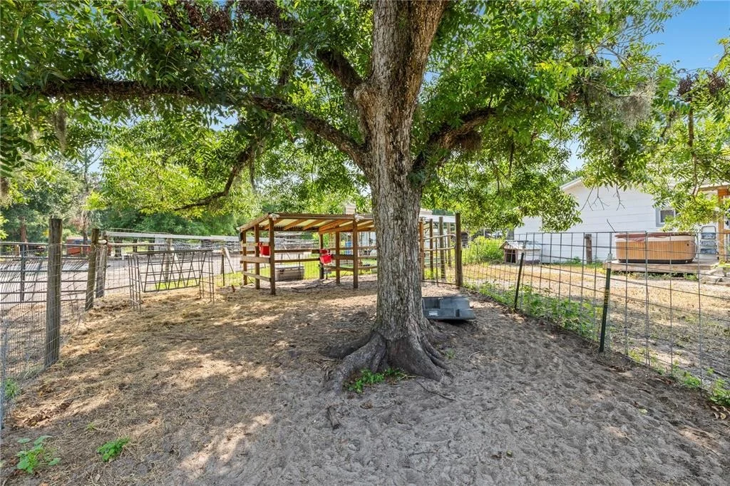 Photo of 85276 HARTS ROAD