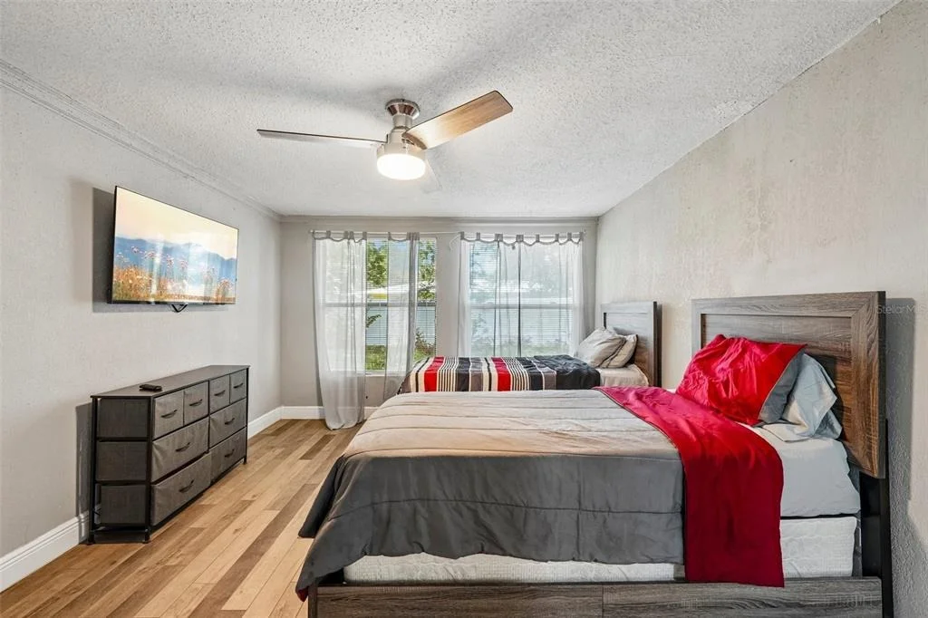 Photo of 520 FAIRFAX LANE