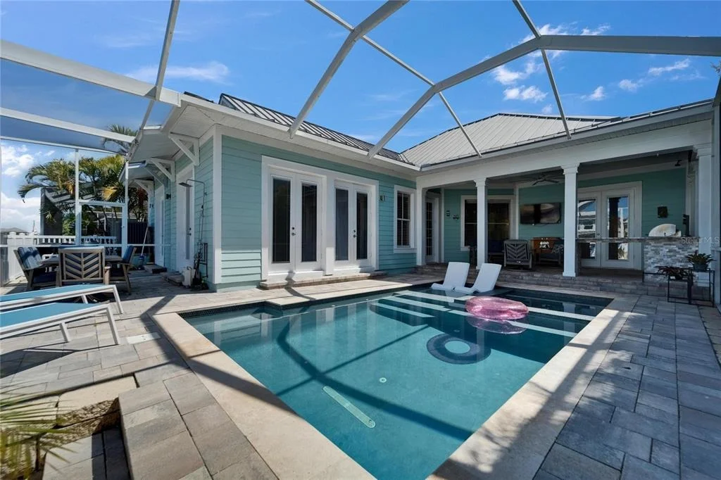 Photo of 426 ISLEBAY DRIVE