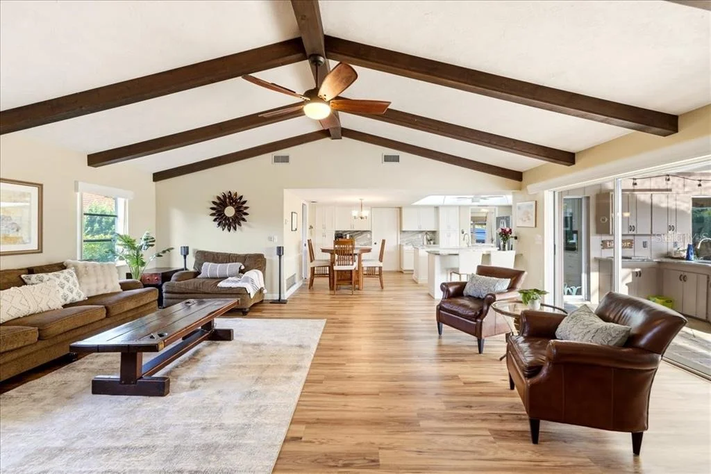 Photo of 413 SIGNORELLI DRIVE