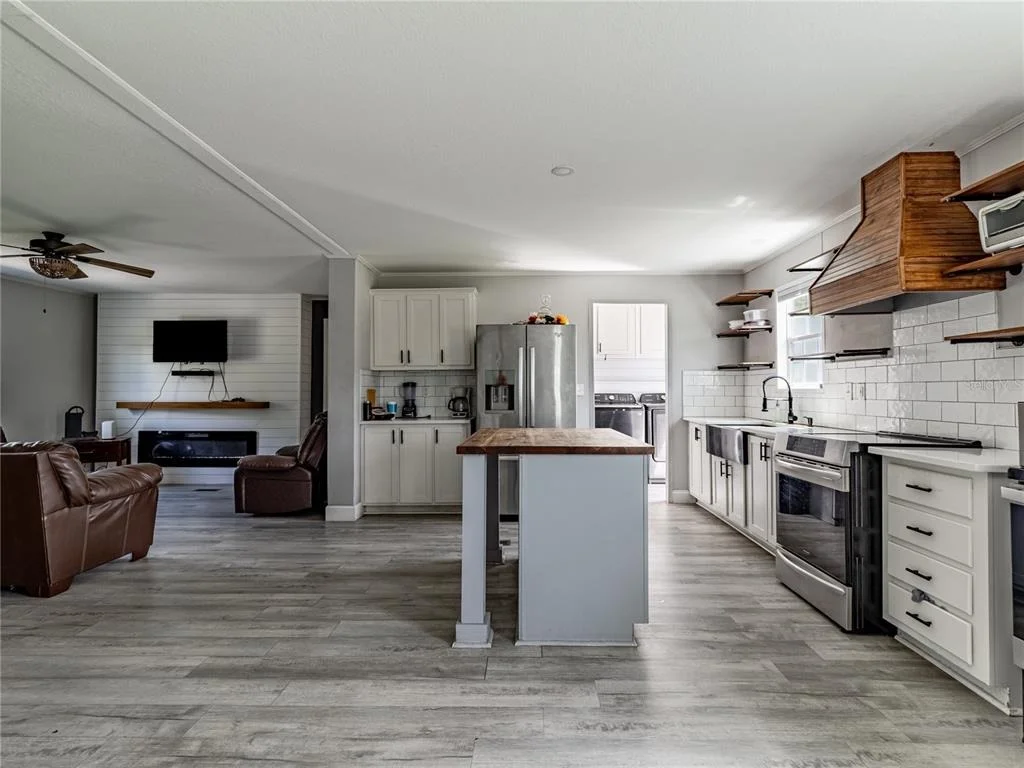 Photo of 3980 DOE DRIVE