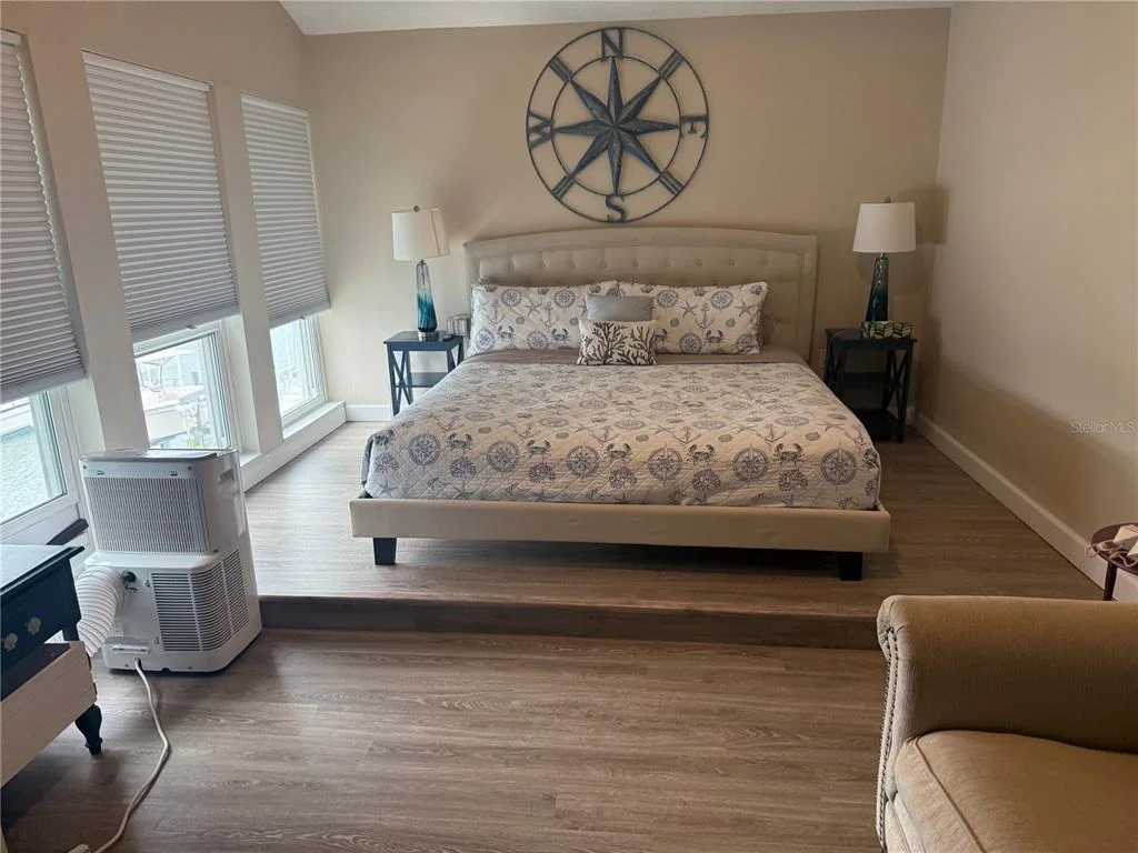 Photo of Unit H at 315 MEDALLION BOULEVARD