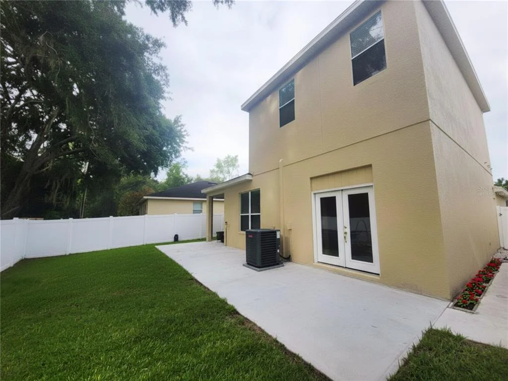 Photo of 8604 TIDAL BREEZE DRIVE
