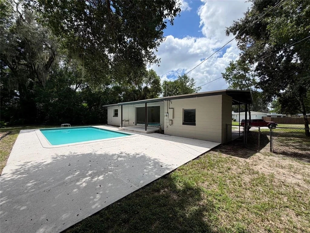 Photo of 4511 MONTCLAIR ROAD
