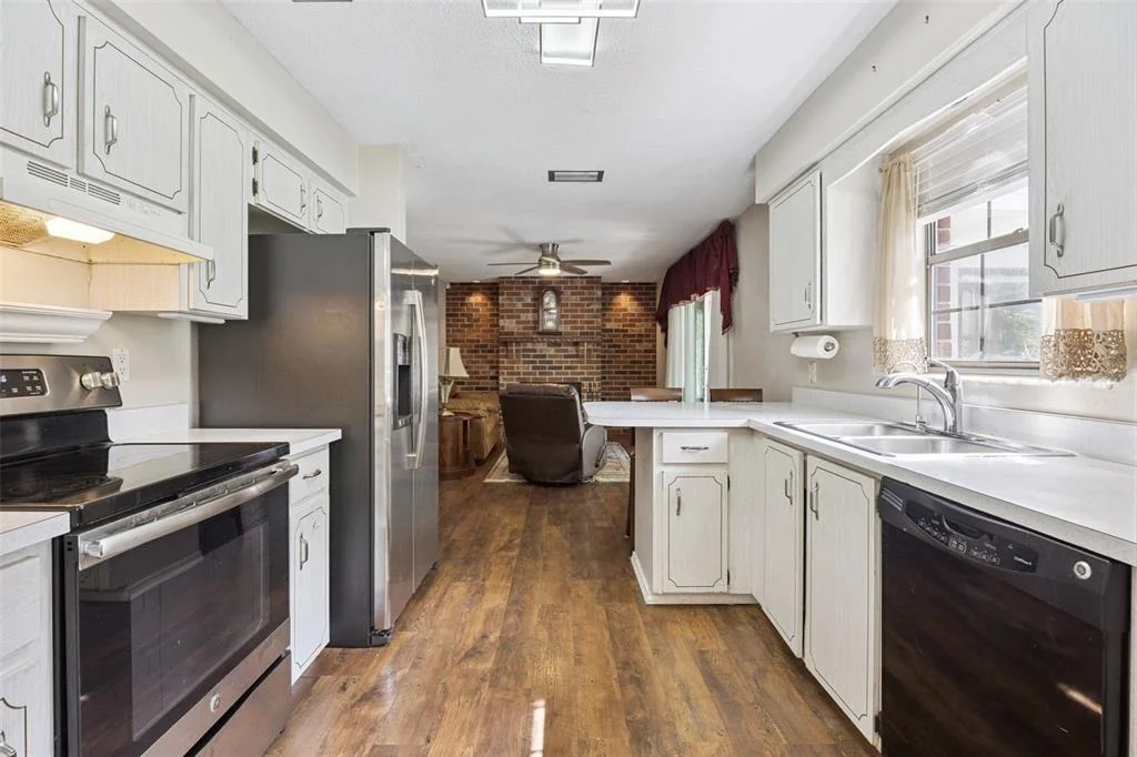 Photo of 1657 N NORMANDY BOULEVARD