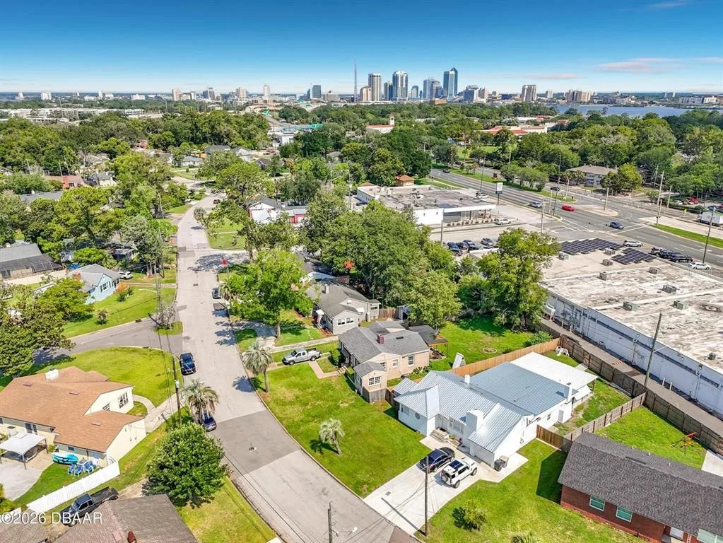 Photo of 2615 RIDGEWOOD ROAD