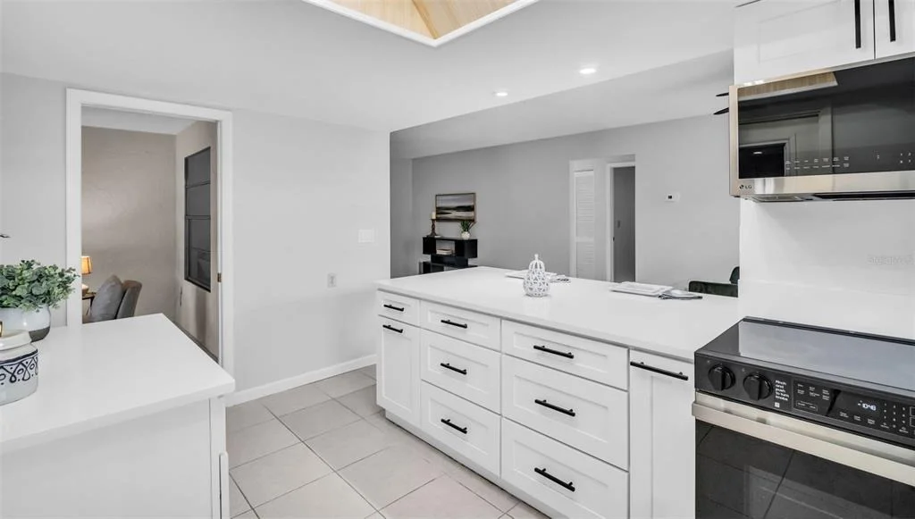 Photo of 3472 MACLAREN DRIVE