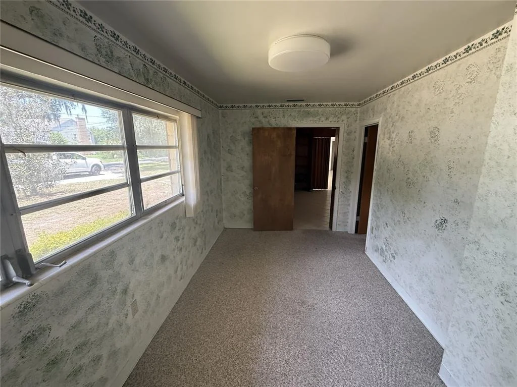 Photo of 1015 E MANN ROAD