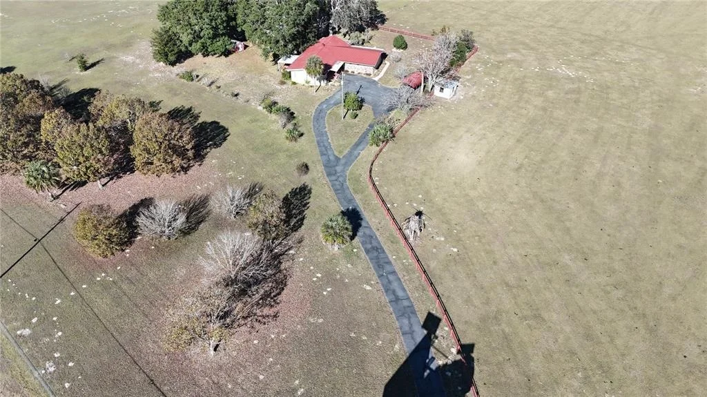 Photo of 2155 SE COUNTY HIGHWAY 484