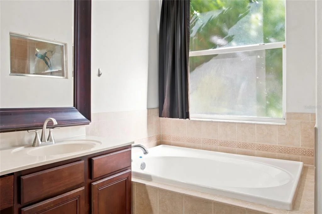 Photo of 5517 GREYSTONE DRIVE