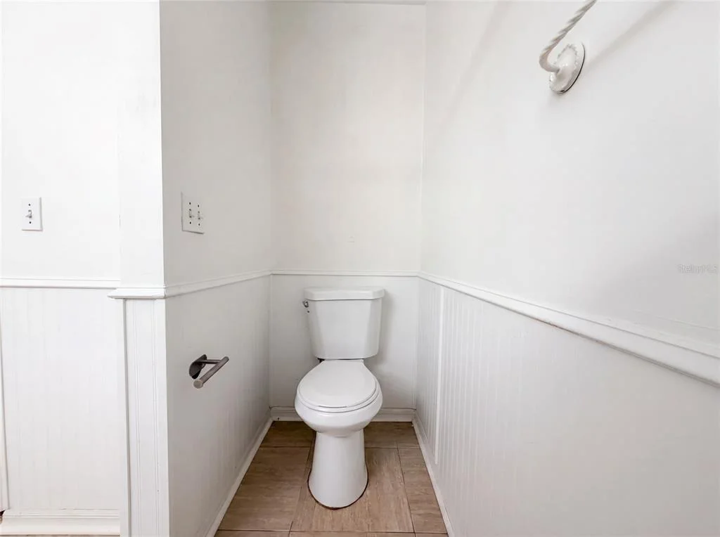 Photo of 944 NW 87TH DRIVE
