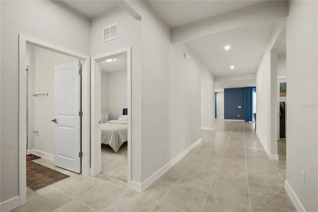 Photo of 1714 UPLAND LANE