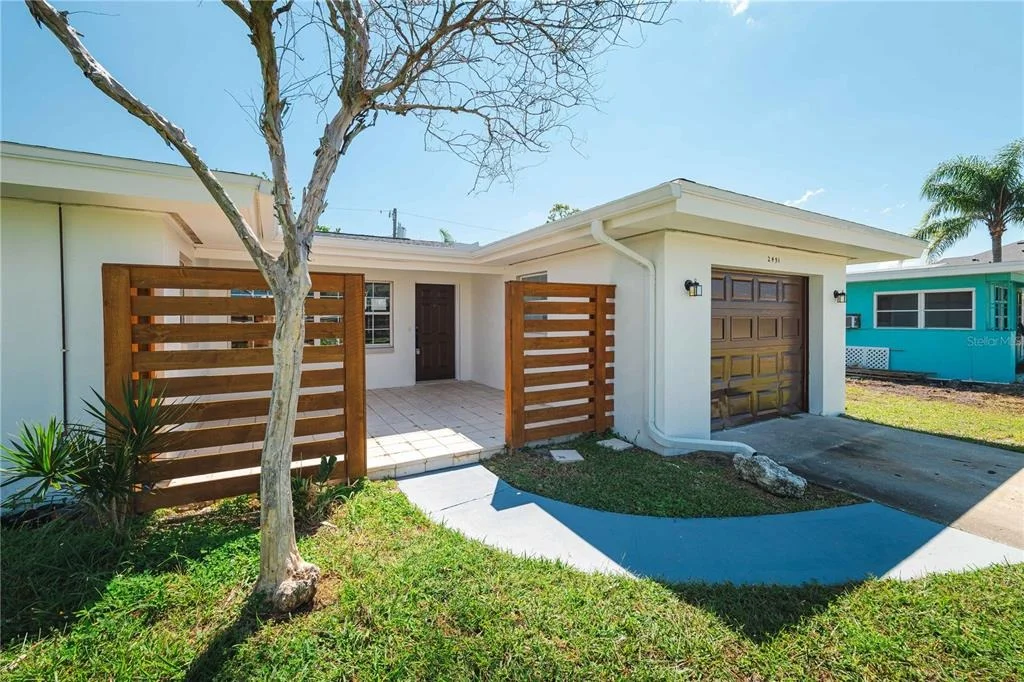 Photo of 2491 CORONADO WAY