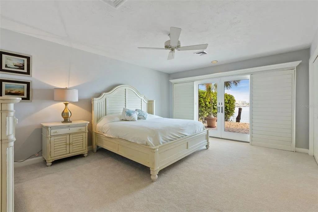 Photo of 290 BAYSIDE DRIVE