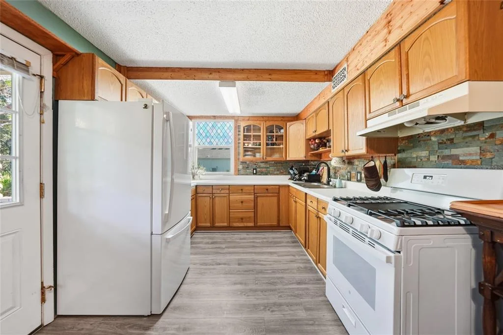 Photo of 28094 CHINQUAPIN DRIVE