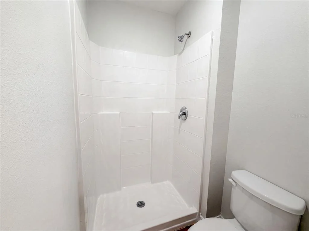 Photo of 1048 BETHPAGE ROAD