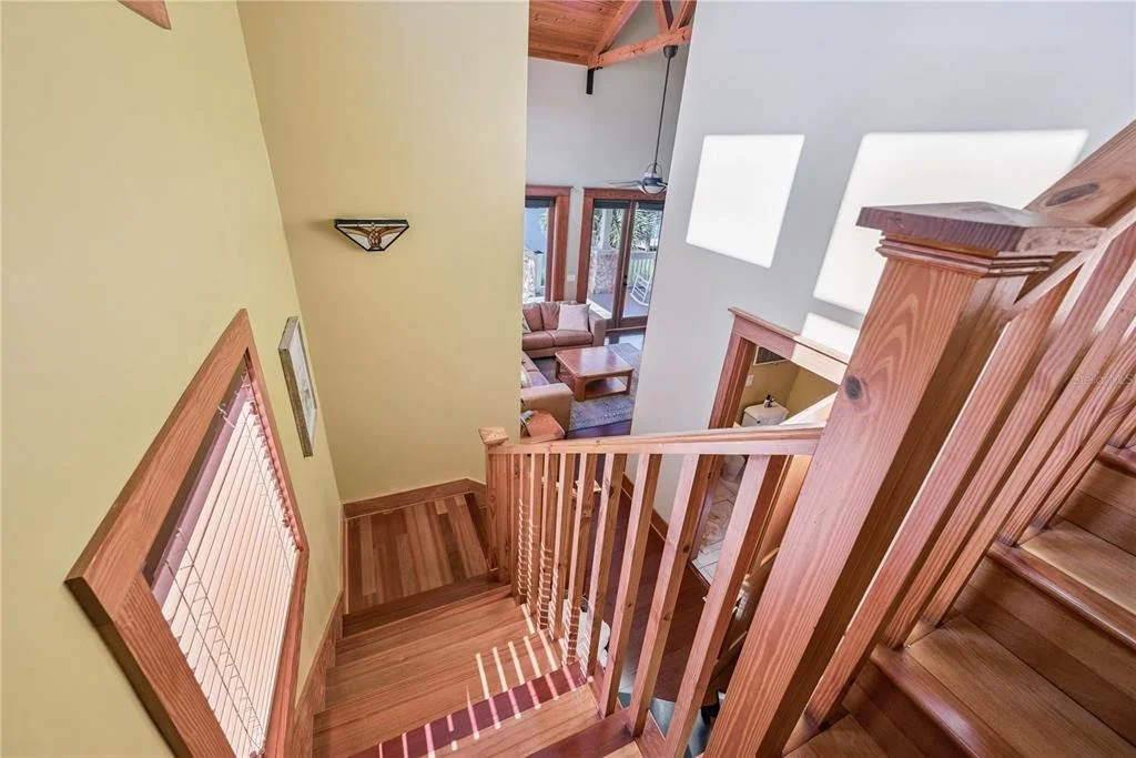 Photo of 1410 SE MAGNOLIA DRIVE