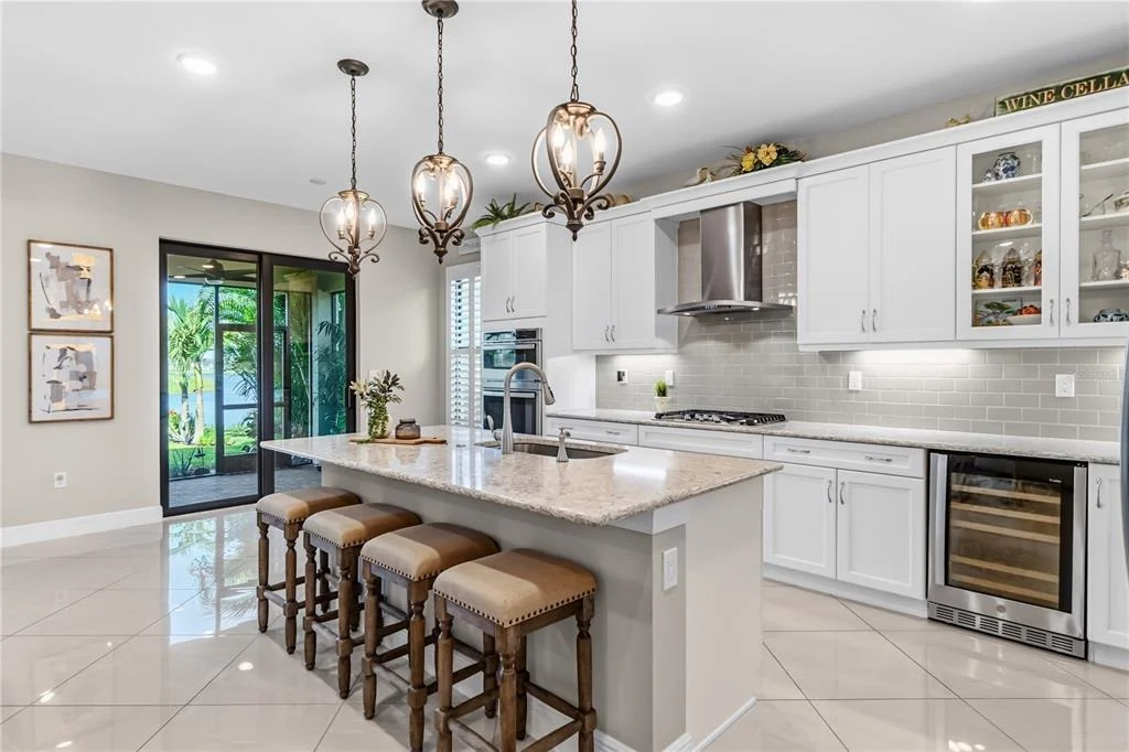 Photo of 4925 SURFSIDE CIRCLE