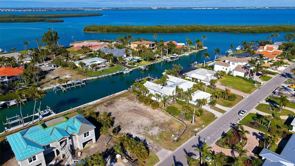 Photo of 721 EMERALD HARBOR DRIVE