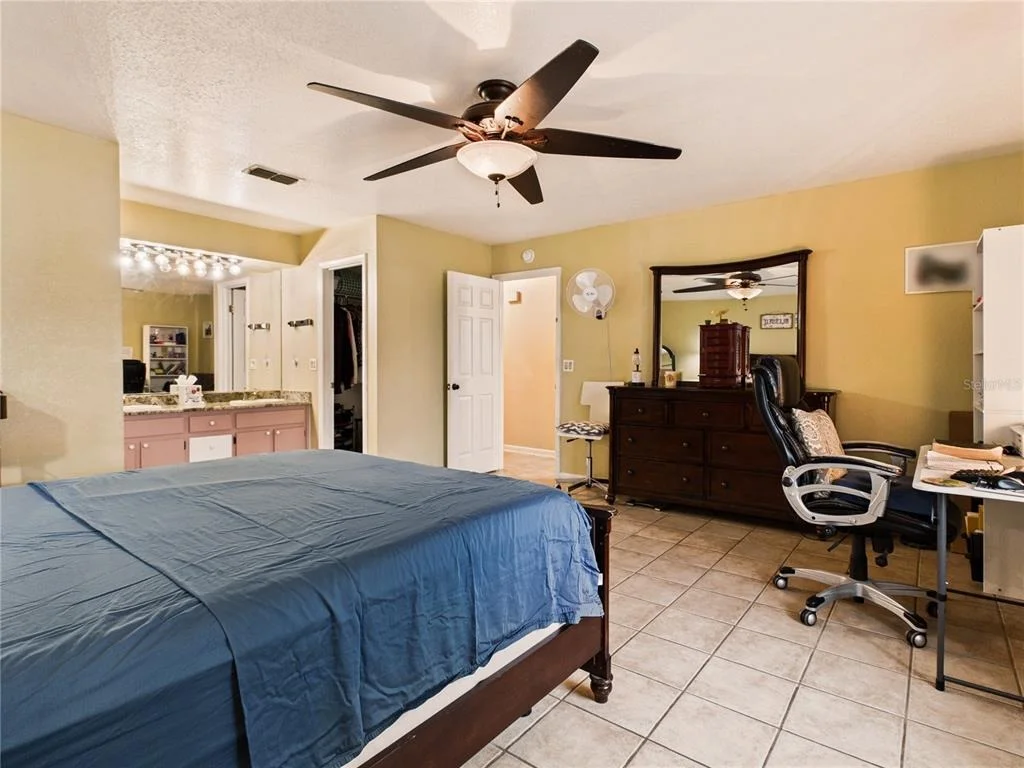 Photo of 13718 SW 40TH CIRCLE