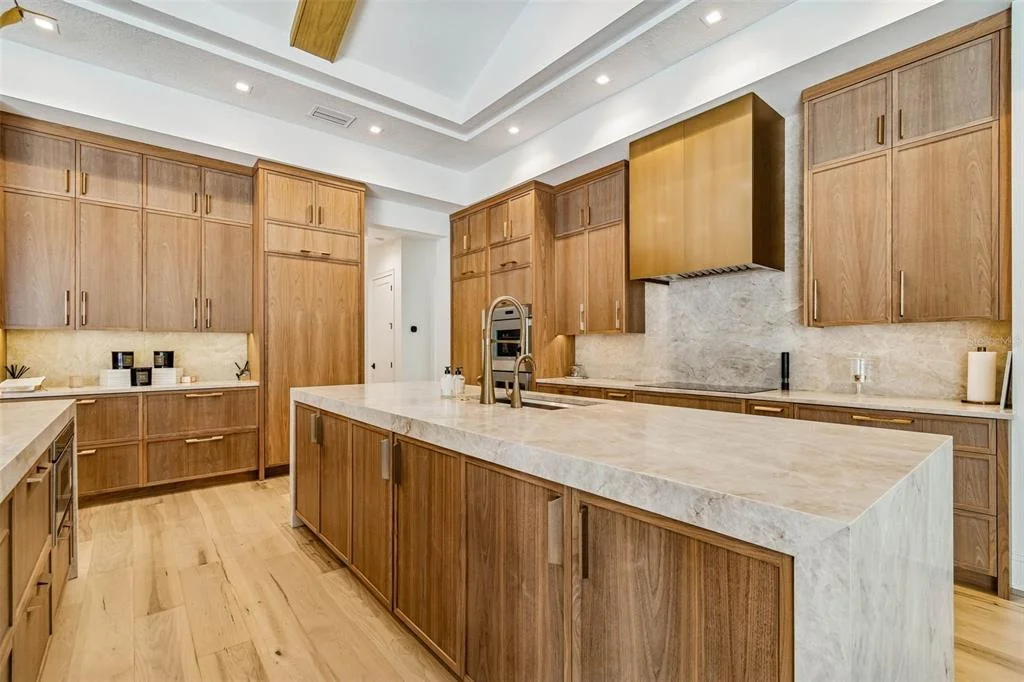Photo of 17720 ROYAL EAGLE LANE