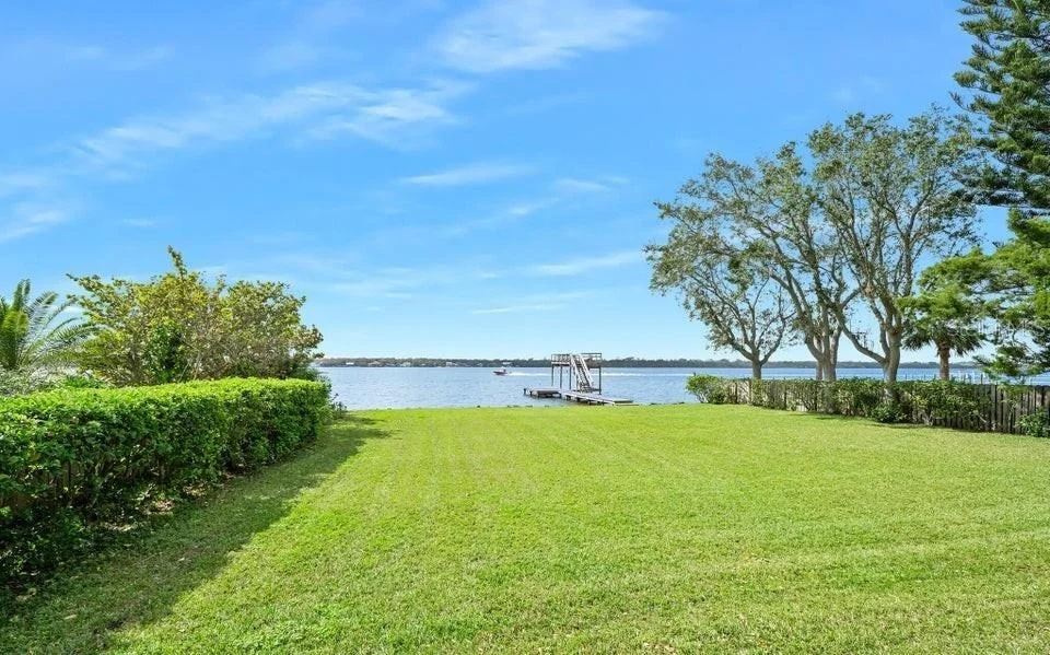 Photo of 1596 JOHN ANDERSON DRIVE