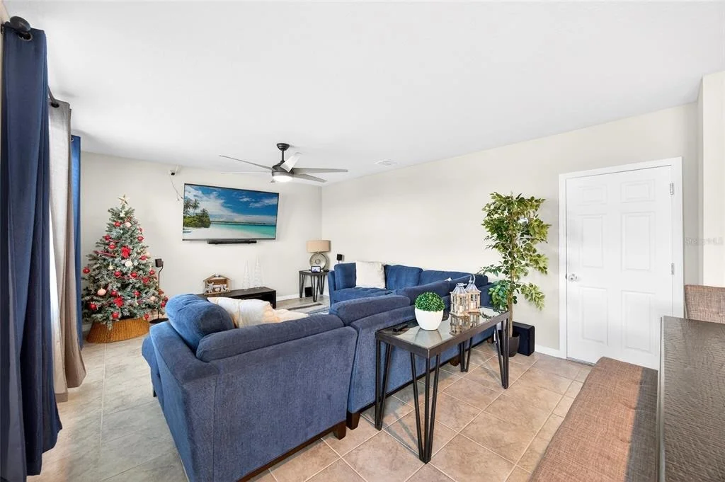Photo of 953 CAMBRIDGE DRIVE