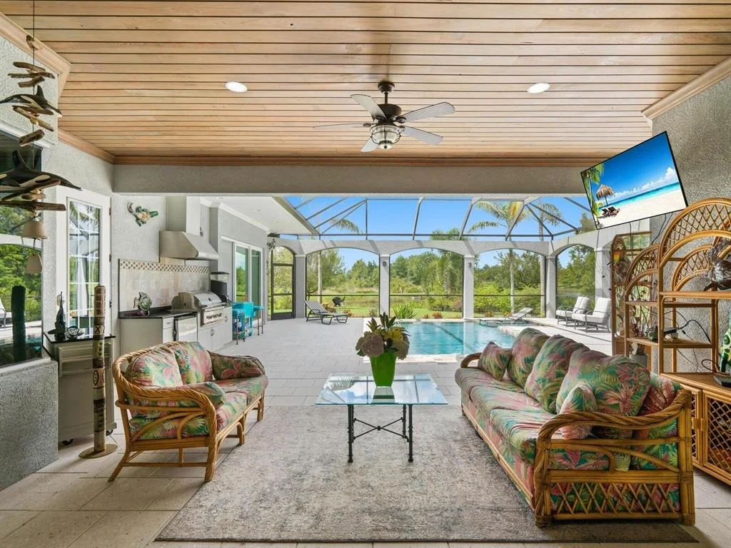 Photo of 16131 DAYSAILOR TRAIL