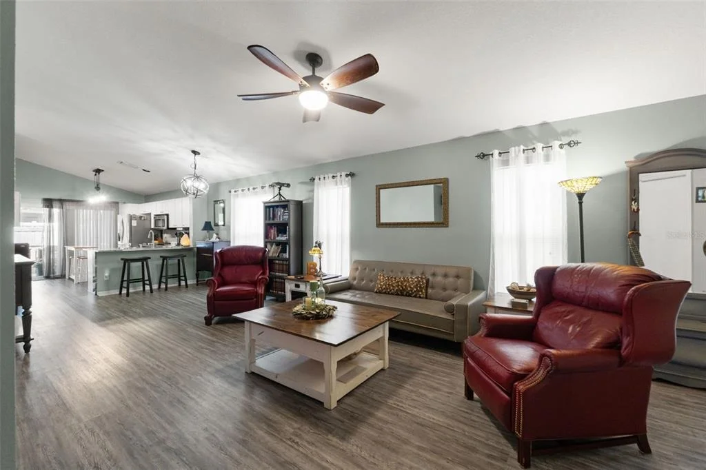 Photo of 8620 PERSEA COURT