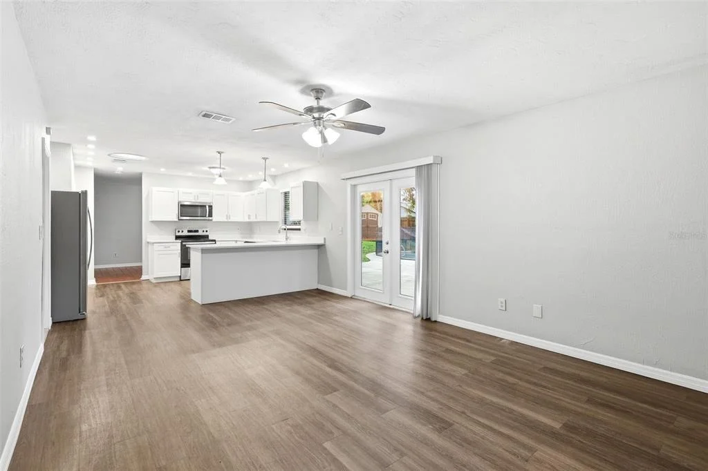 Photo of 483 SPRUCEVIEW DRIVE