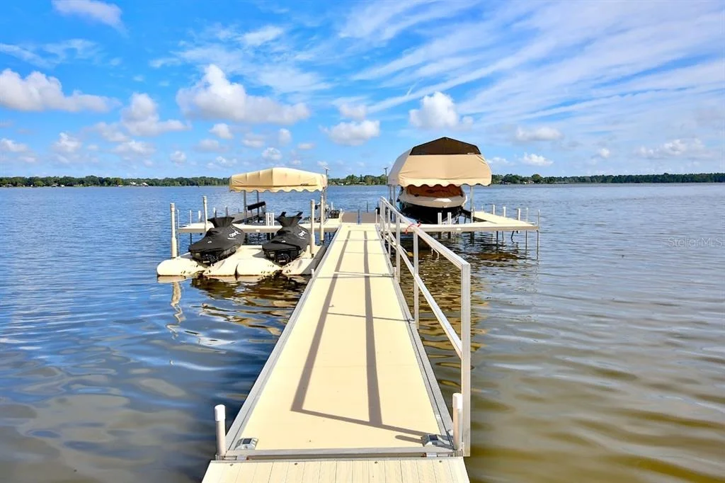 Photo of 11035 SE SUNSET HARBOR ROAD