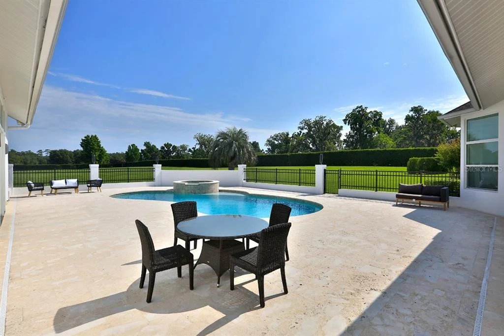 Photo of 601 SE 80TH STREET
