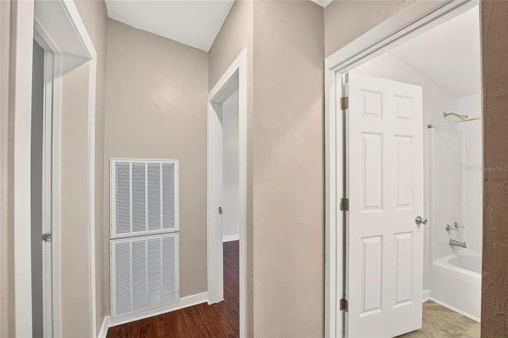 Photo of 1827 SE 43RD TERRACE