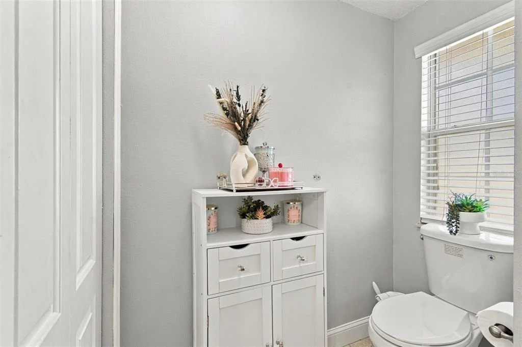 Photo of 1325 OAKCREST DRIVE