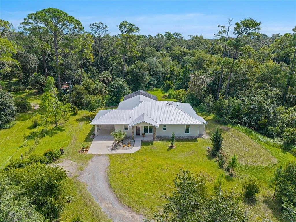Photo of 71 PERRY LANE