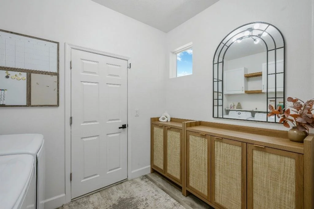 Photo of 6135 VOYAGERS PLACE
