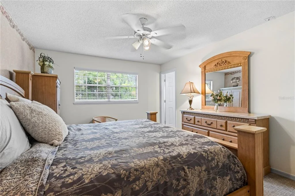 Photo of 1437 GLENVIEW ROAD