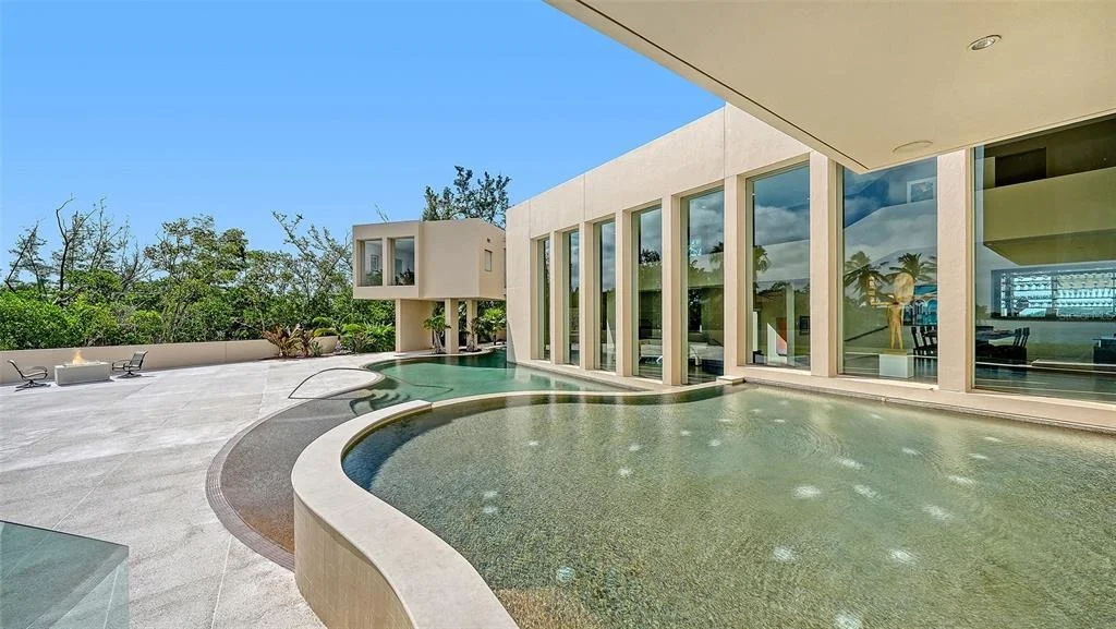Photo of 6610 GULF OF MEXICO DRIVE
