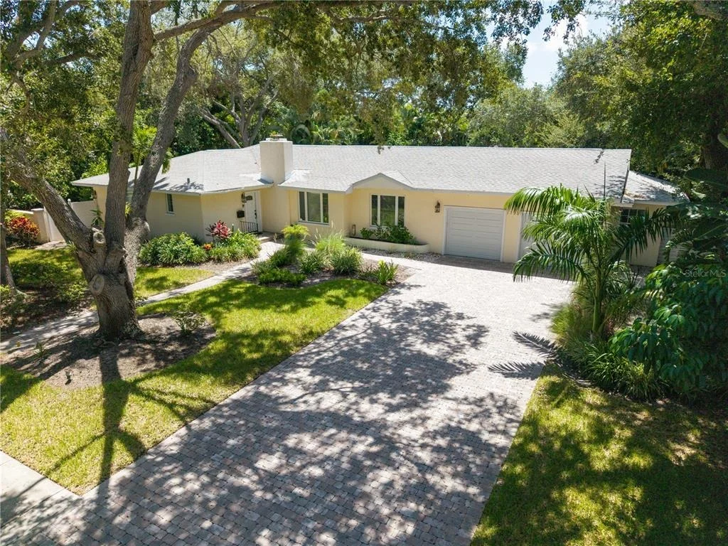Photo of 1722 NORTH DRIVE