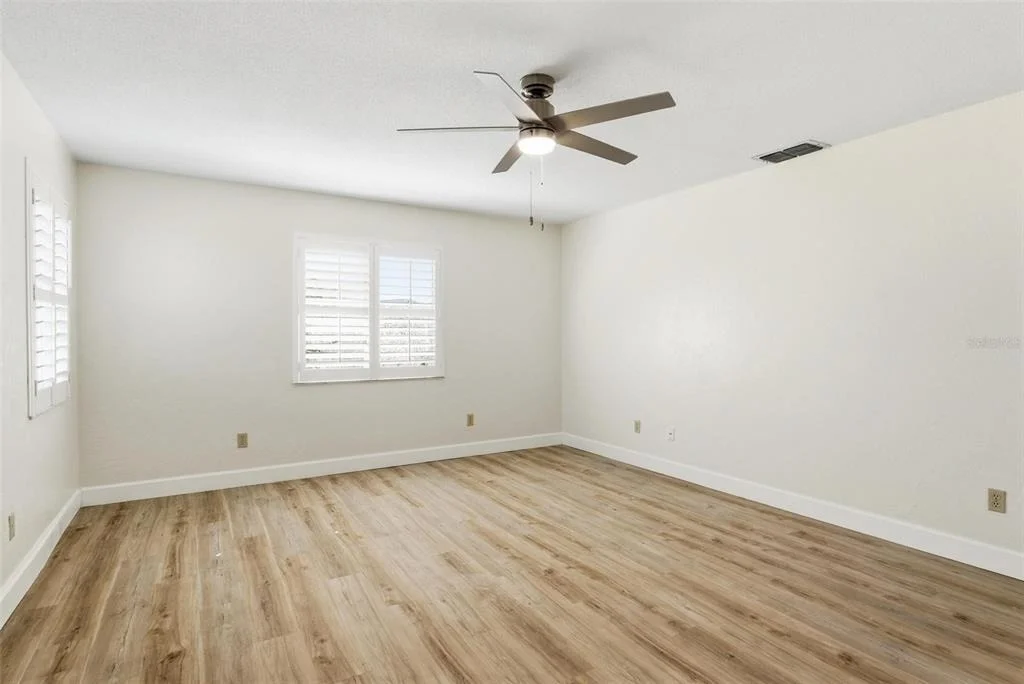 Photo of 33 E SEA HARBOR