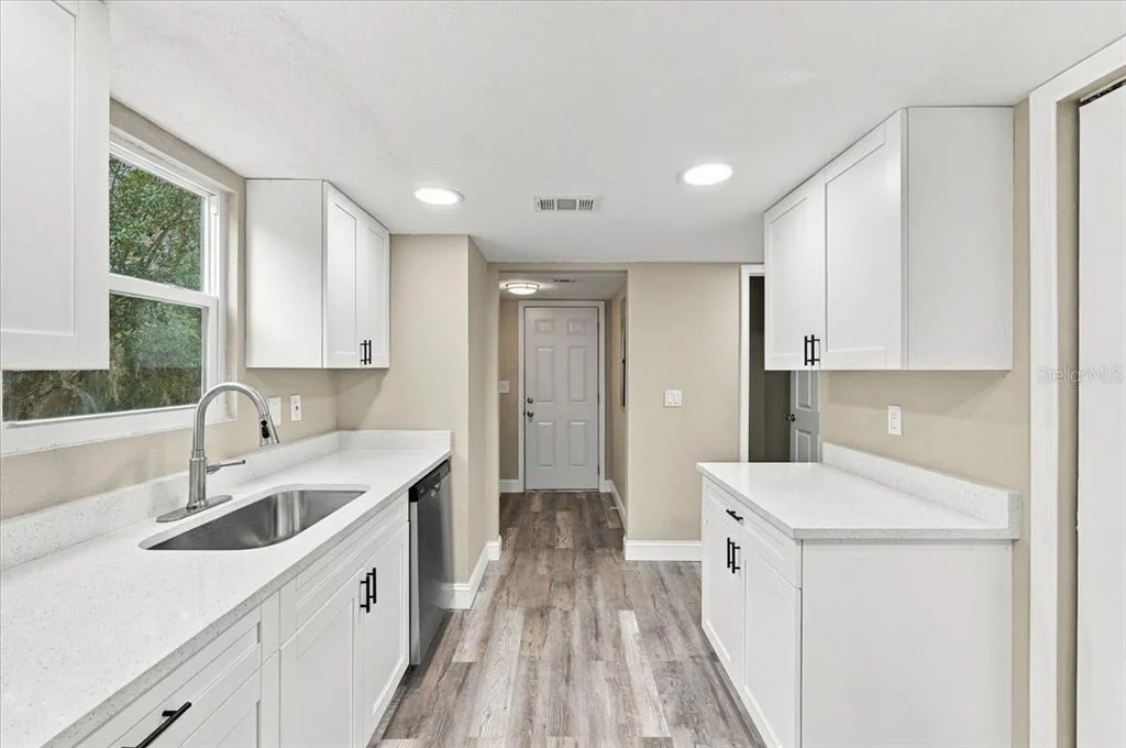 Photo of 141 3RD AVENUE