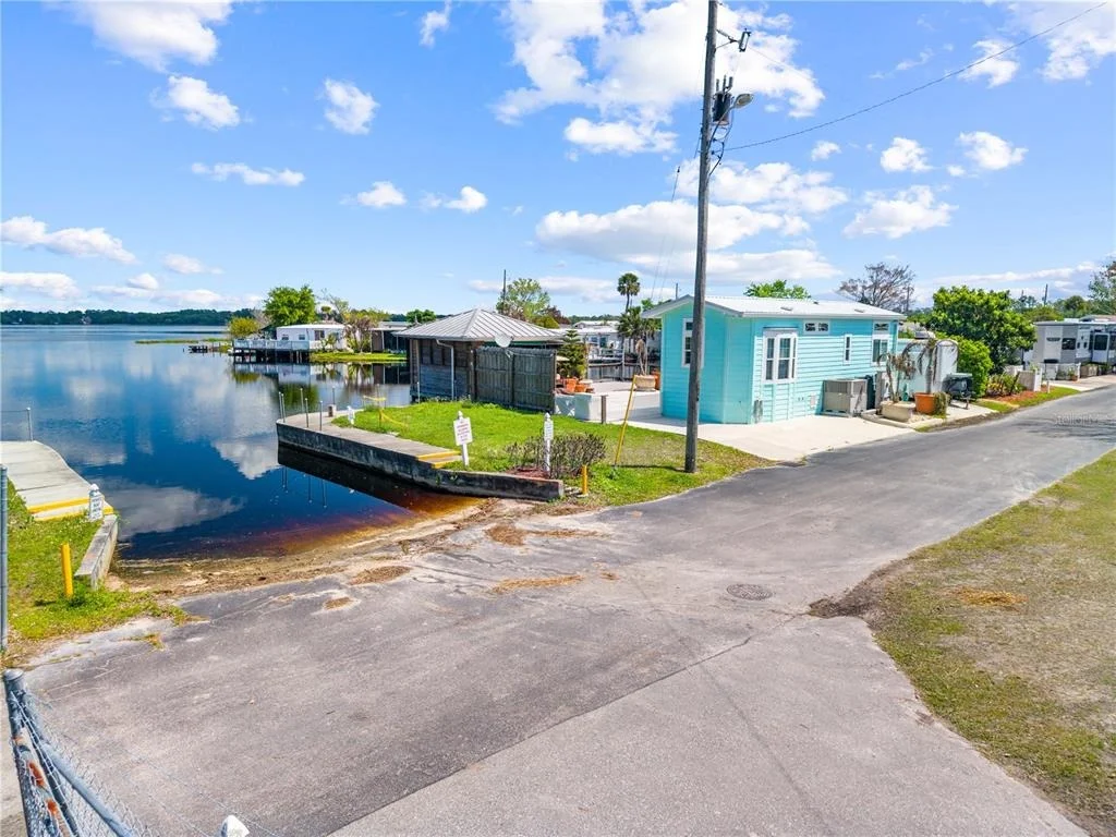 Photo of 1315 PINE ISLAND DR N