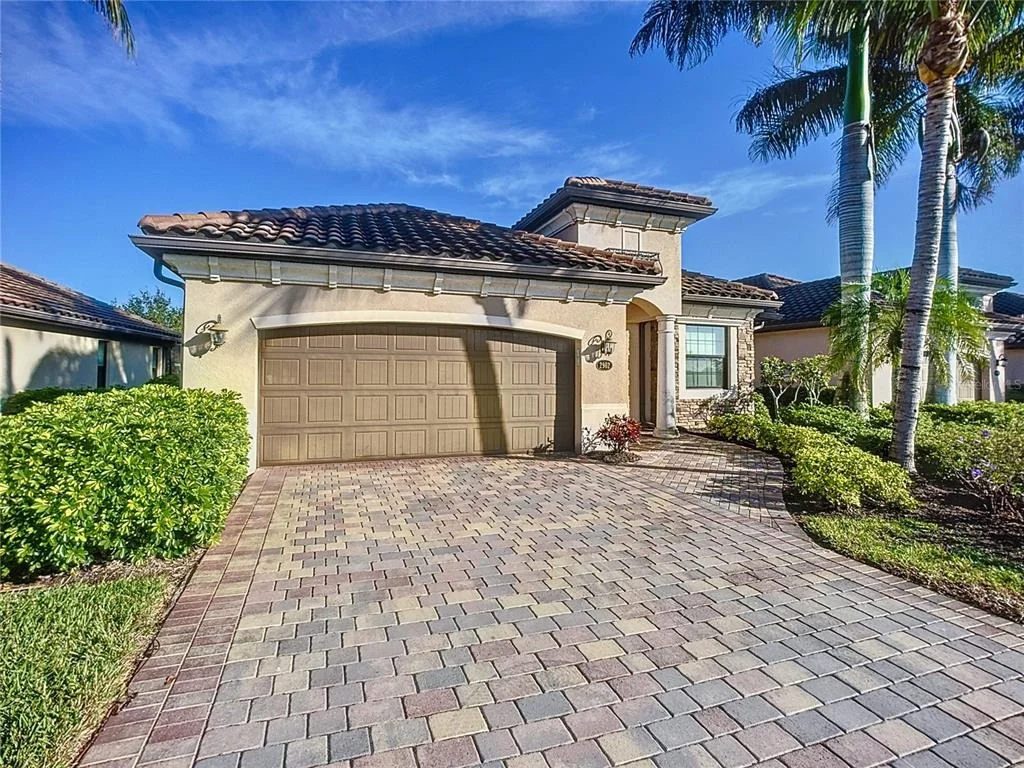Photo of 2902 AVIAMAR CIRCLE