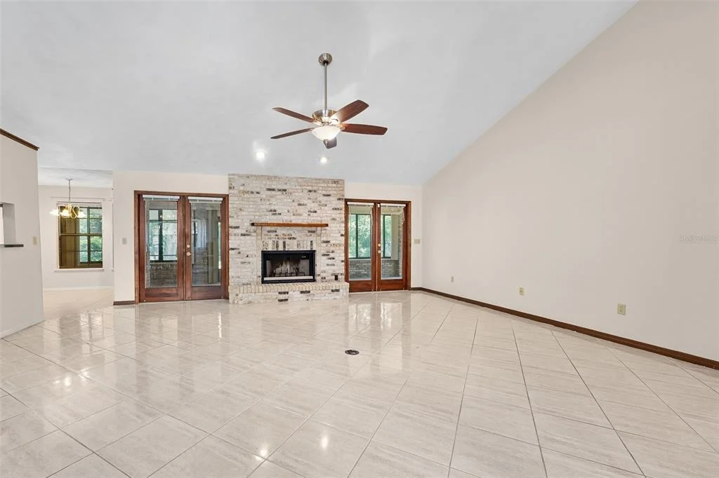 Photo of 43 WINDING CREEK WAY