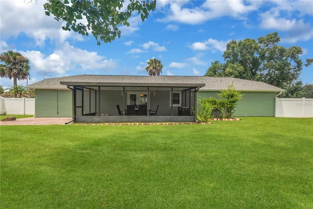 Photo of 819 JACARANDA DRIVE