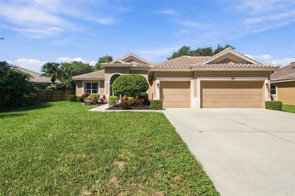 Photo of 130 WILLOW BEND WAY